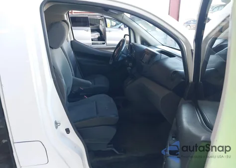 2016 Nissan Nv200 Sv z USA, uszkodzony, nr VIN 3N6CM0KN1GK701317